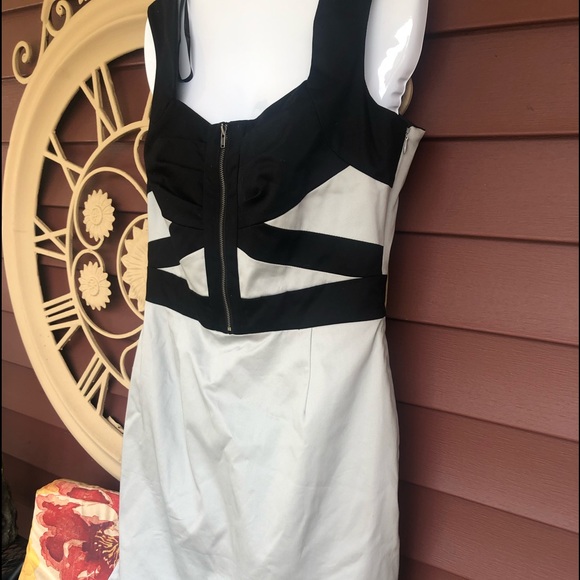 HOST PICK!NWT 👗 Sleeveless Dress 👗 - Picture 5 of 10